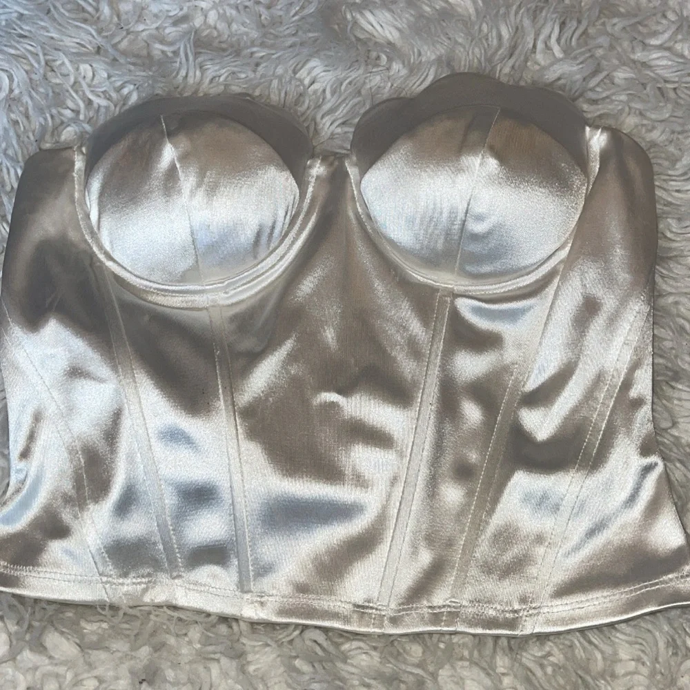 Bustier top - Picture 1 of 1